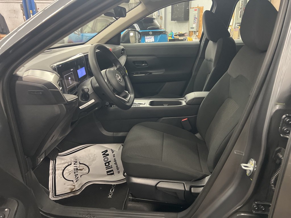 New 2026 Nissan Kicks S AWD/4WD image 27