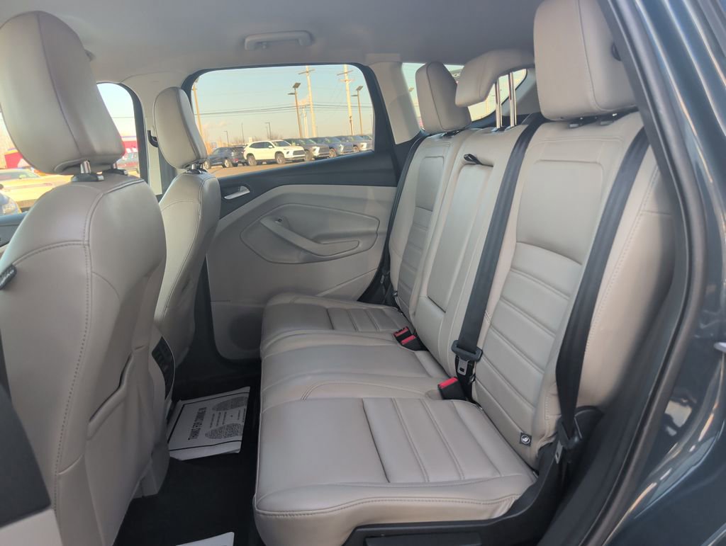 Used 2019 Ford Escape SEL image 19
