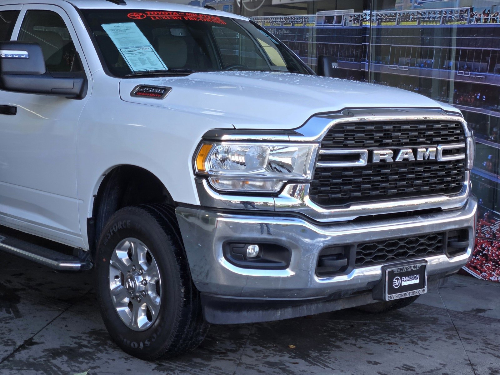 Used 2024 RAM 2500 Big Horn image 2