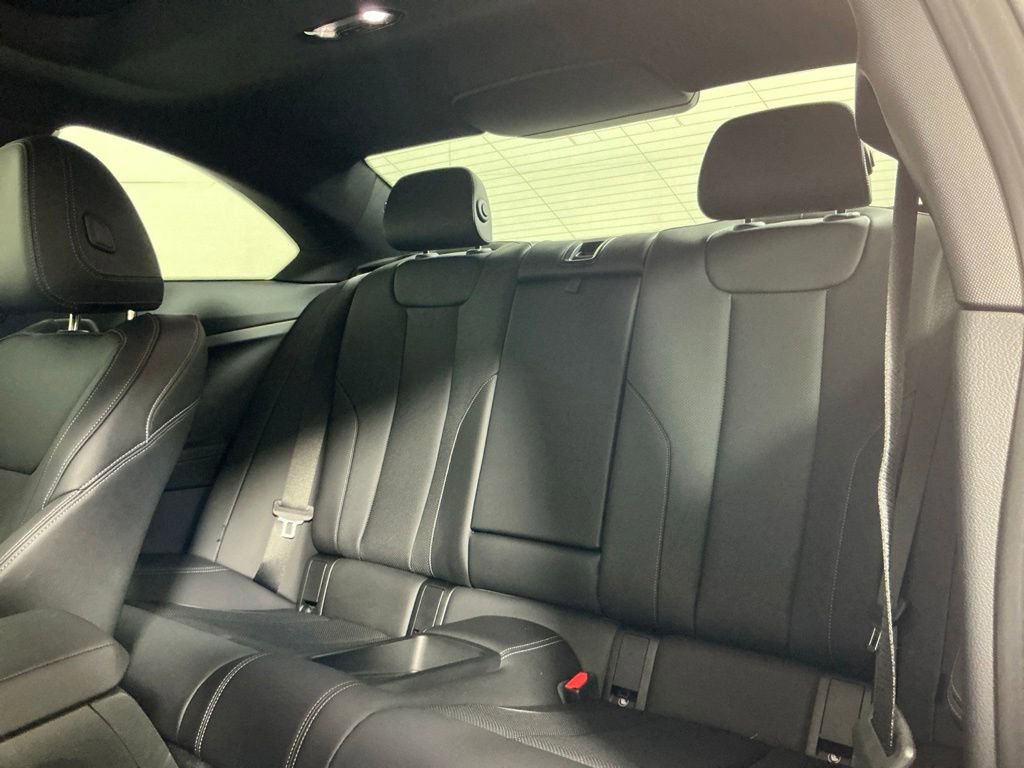 Certified 2022 BMW 230i Coupe w/ Convenience Package RWD image 7
