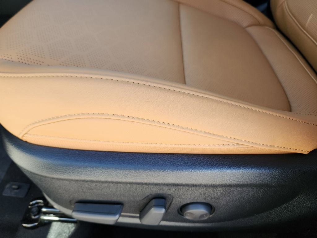 New 2026 Kia Seltos EX image 9