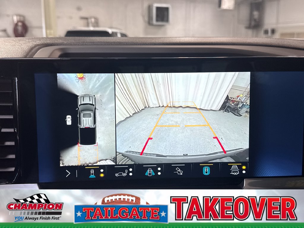 Used 2023 Chevrolet Silverado 1500 RST AWD/4WD image 9