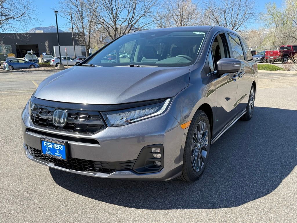 New 2026 Honda Odyssey Touring image 9