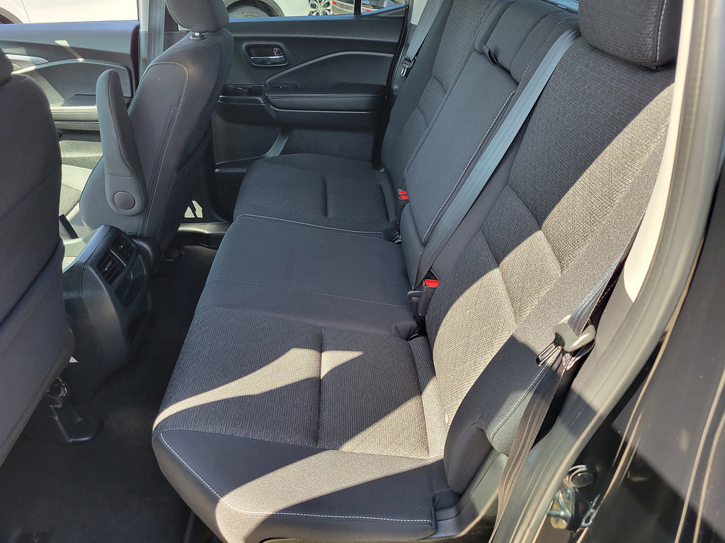 Used 2023 Honda Ridgeline Sport image 13