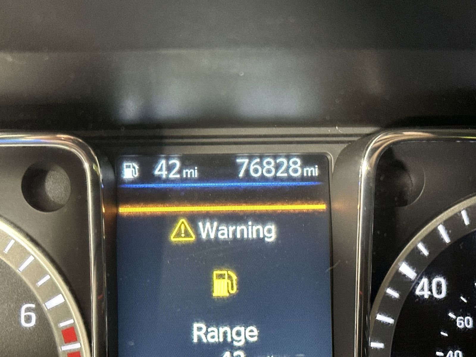 Used 2019 Nissan Titan S AWD/4WD image 15