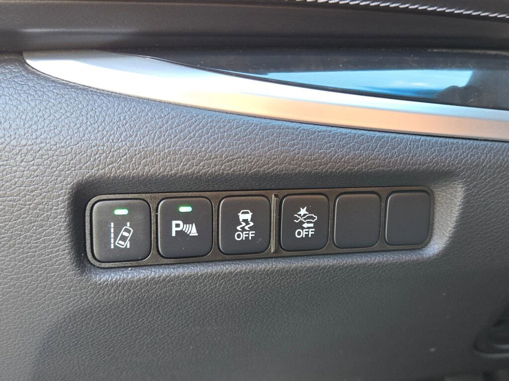 Used 2019 Acura RLX Sport Hybrid w/ Advance Pkg image 28