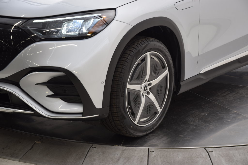 Certified 2023 Mercedes-Benz EQE 350+ SUV image 11