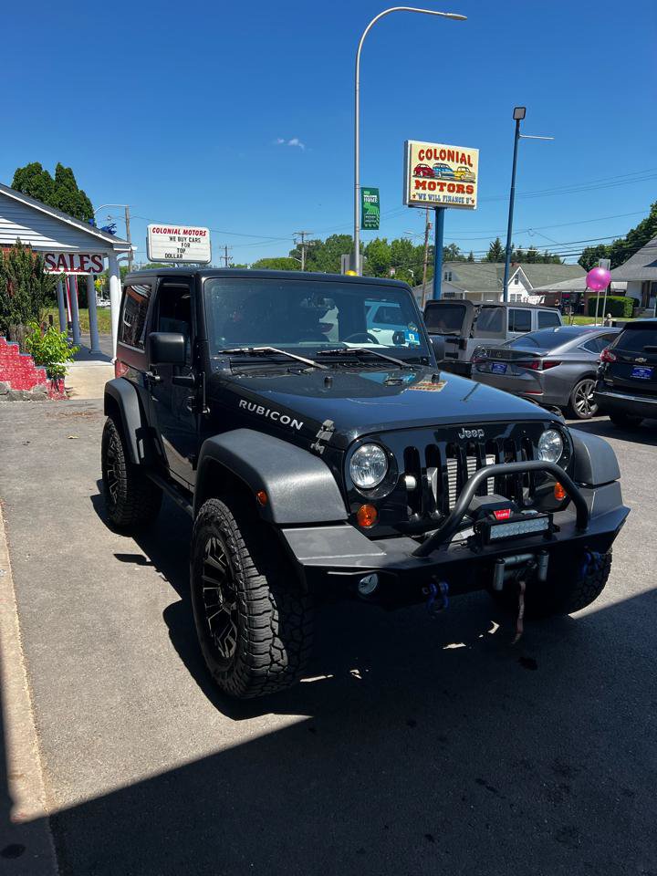 Used 2013 Jeep Wrangler Rubicon w/ Dual Top Group AWD/4WD image 4