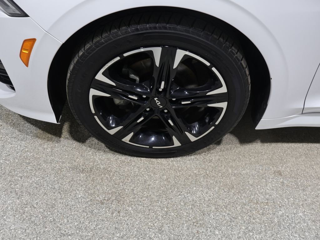 Used 2022 Kia K5 GT-Line w/ GT-Line FWD Premium Package image 9