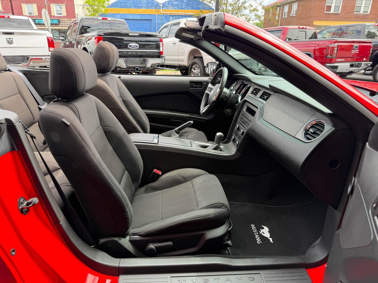 Used 2013 Ford Mustang GT w/ Security Pkg RWD image 25