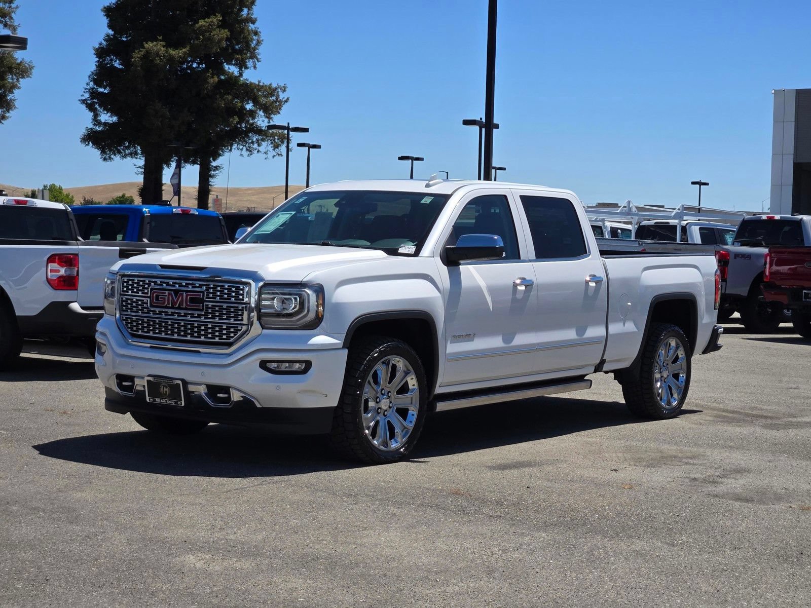 Used 2018 GMC Sierra 1500 Denali w/ Denali Ultimate Package AWD/4WD image 8