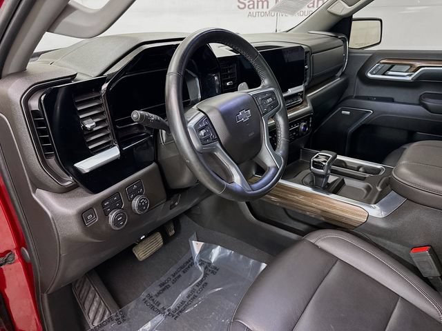 Used 2023 Chevrolet Silverado 1500 RST AWD/4WD image 9