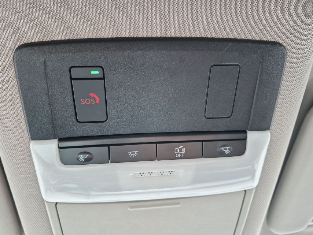Used 2023 Nissan Rogue SV AWD/4WD image 33
