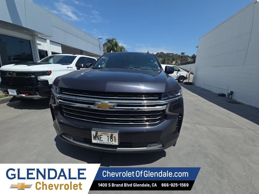 Used 2022 Chevrolet Suburban LT RWD image 8