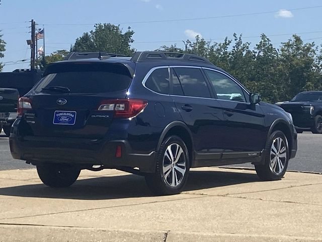 Used 2018 Subaru Outback 2.5i Limited AWD/4WD image 3