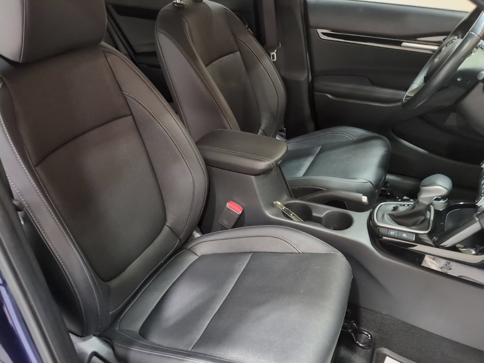 Certified 2024 Kia Seltos EX FWD image 10