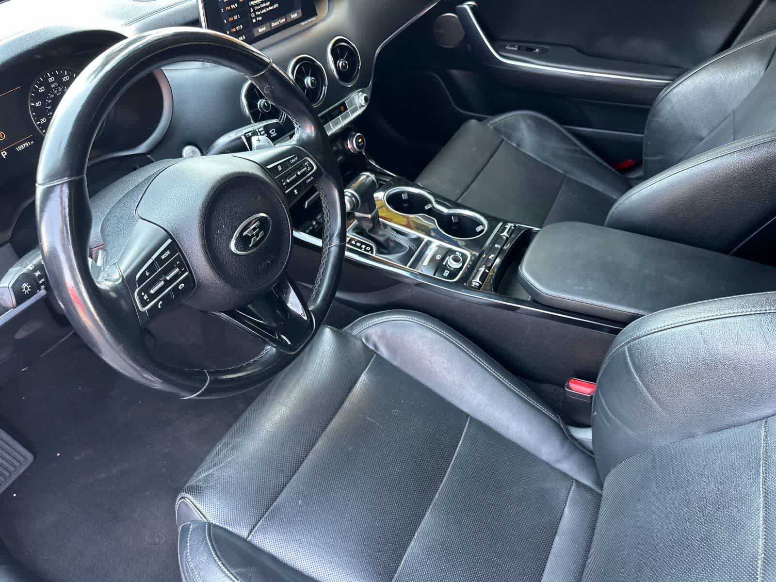Used 2019 Kia Stinger Premium RWD image 12
