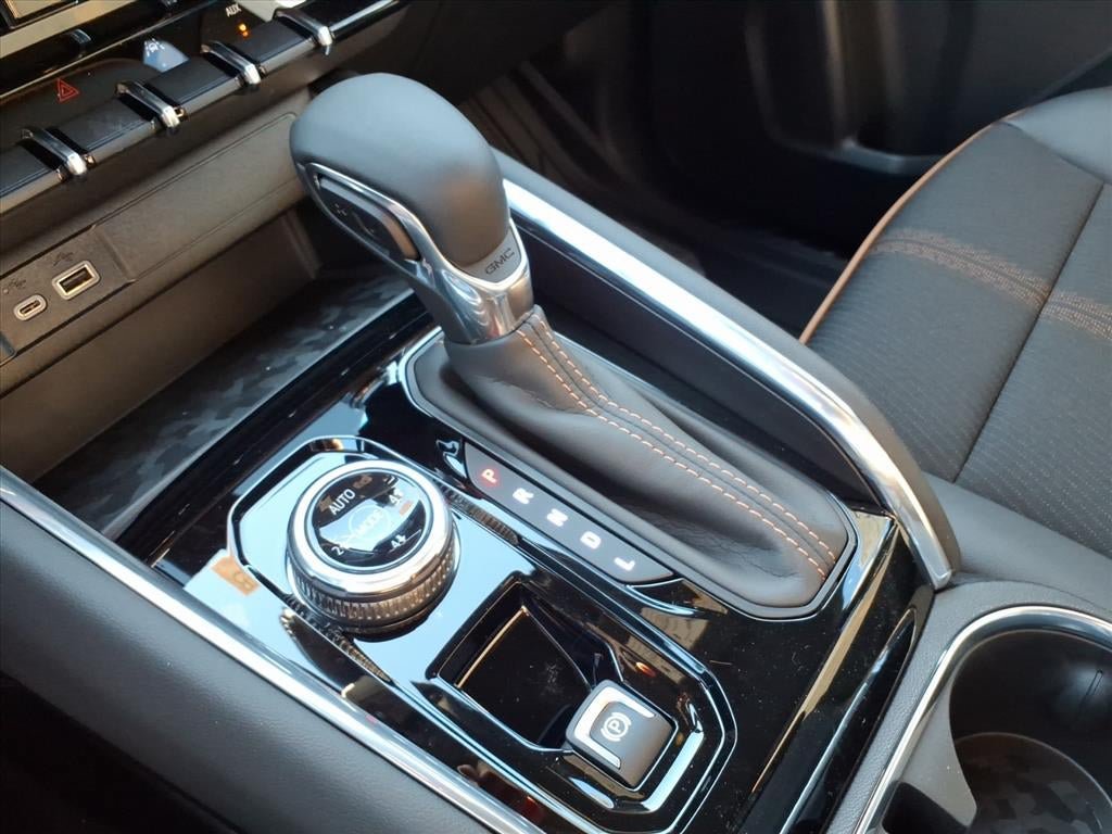 New 2026 GMC Canyon AT4 AWD/4WD image 19
