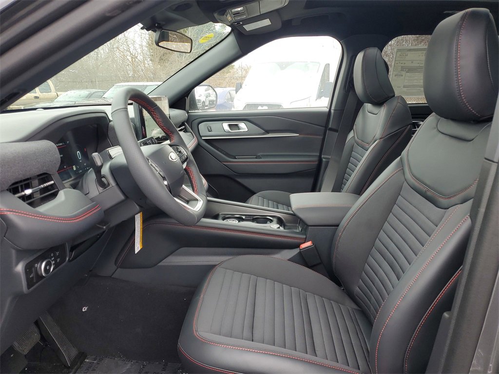 New 2026 Ford Explorer ST-Line image 8