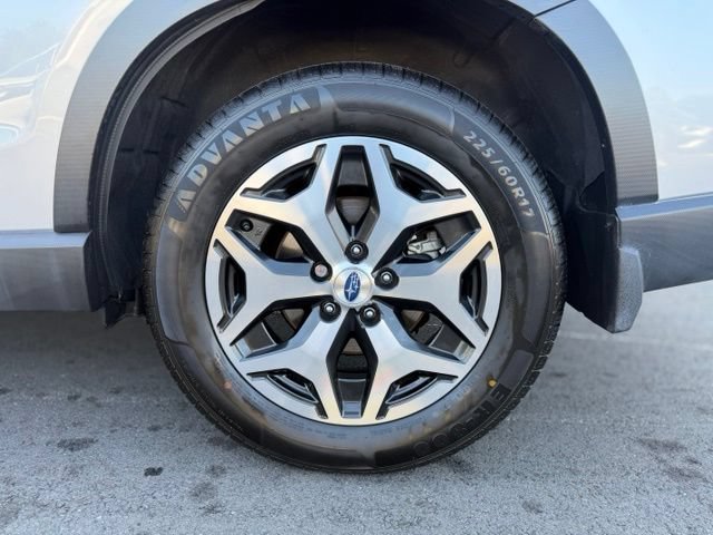 Used 2023 Subaru Forester Premium AWD/4WD image 30