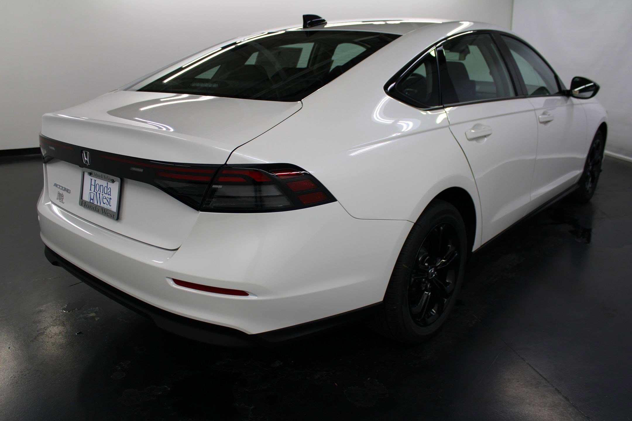 New 2025 Honda Accord SE image 9