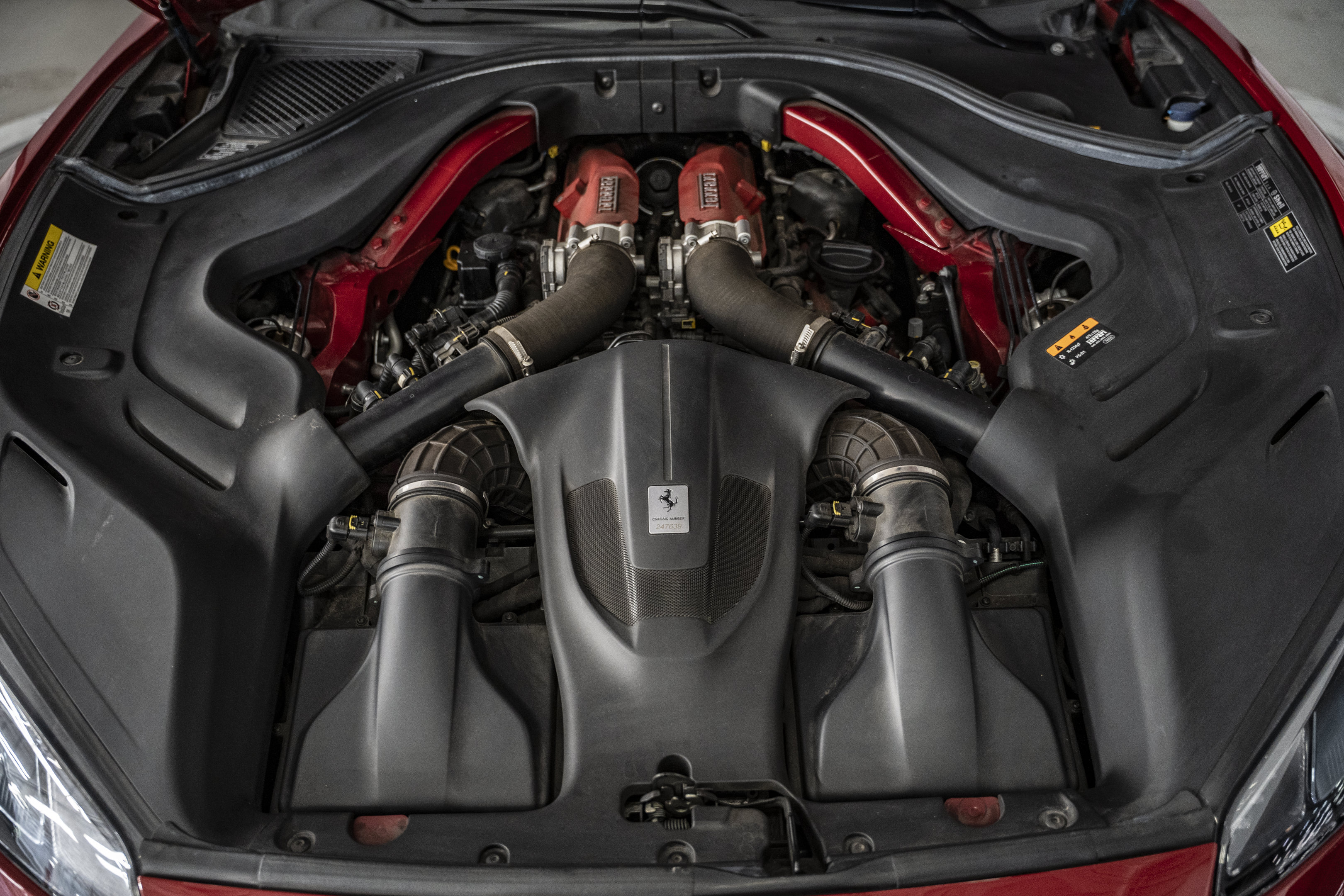 Used 2019 Ferrari Portofino RWD image 46