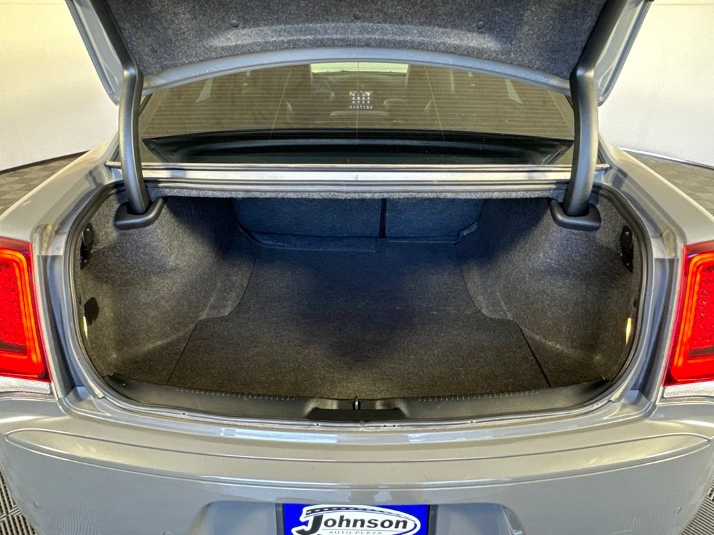 Used 2018 Chrysler 300 S w/ 300S Premium Group AWD/4WD image 41