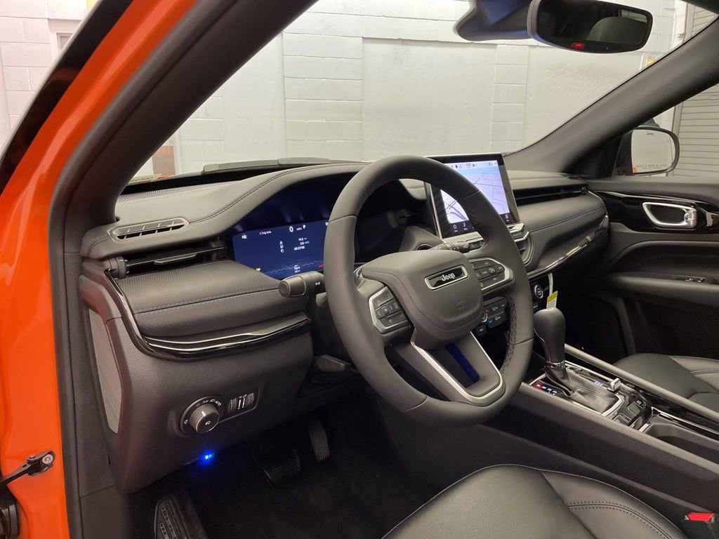 New 2026 Jeep Compass Limited w/ Sun, Sound & Navigation Group AWD/4WD image 15