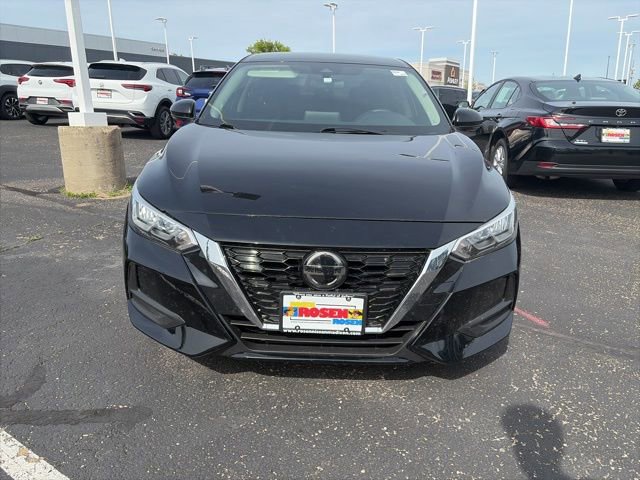 Used 2020 Nissan Sentra SV FWD image 2