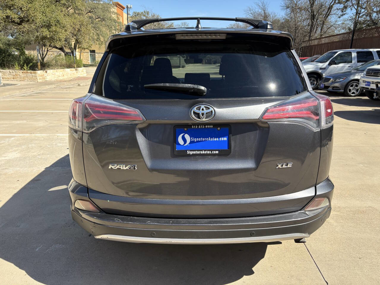 Used 2017 Toyota RAV4 XLE image 5