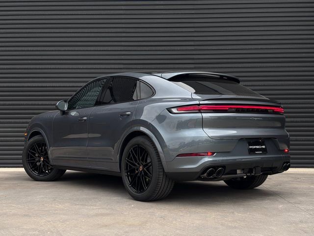 New 2026 Porsche Cayenne Coupe image 3