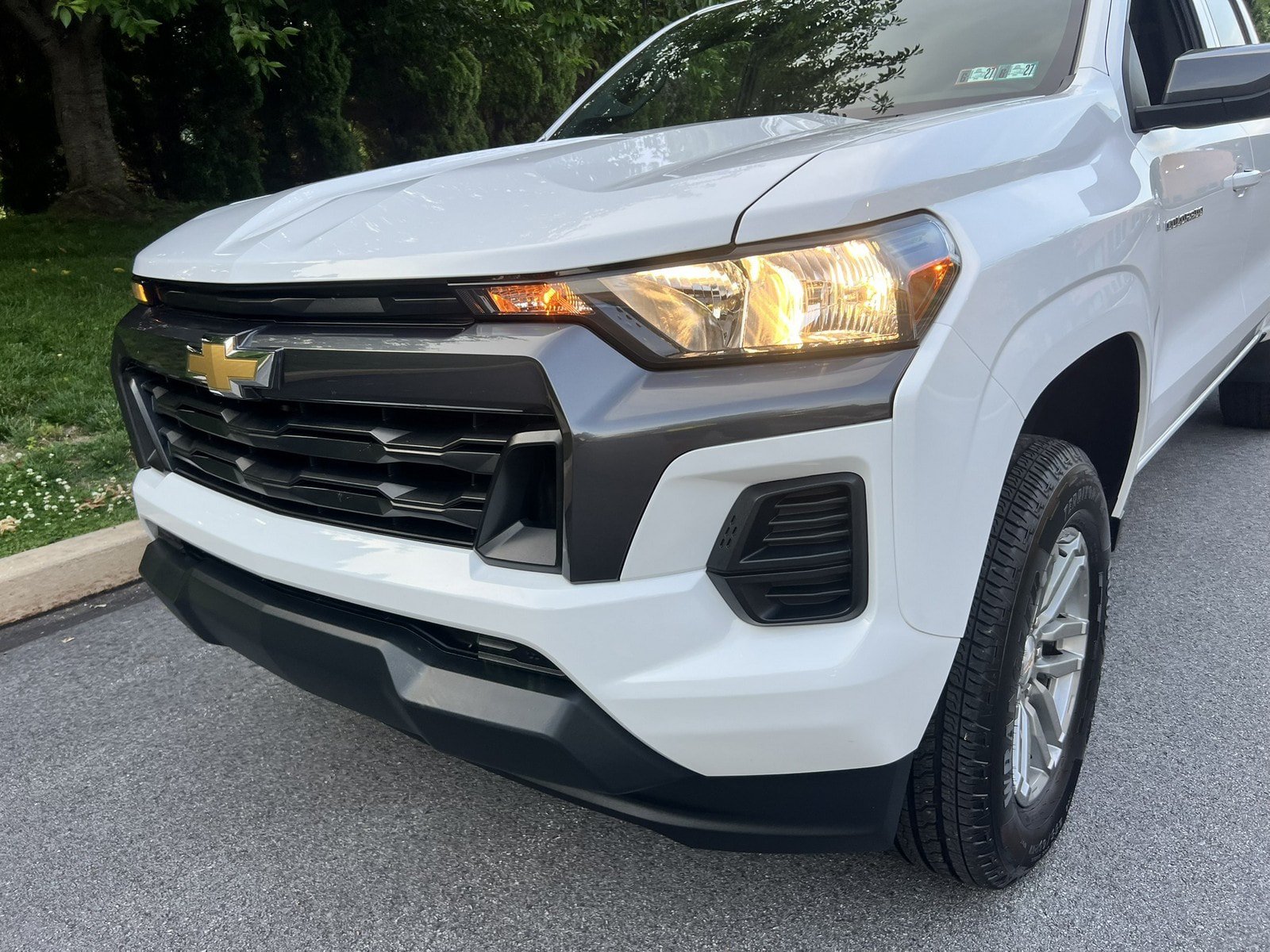 Used 2025 Chevrolet Colorado LT w/ Advanced Trailering Package RWD image 78