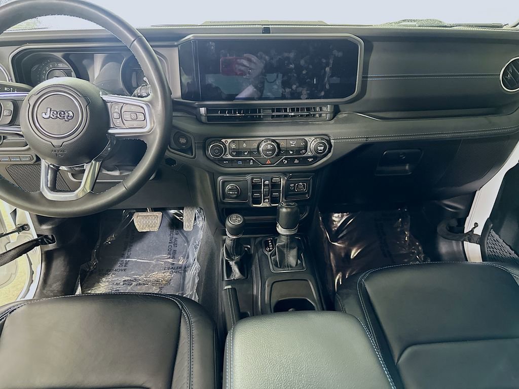Used 2024 Jeep Wrangler High Altitude image 18