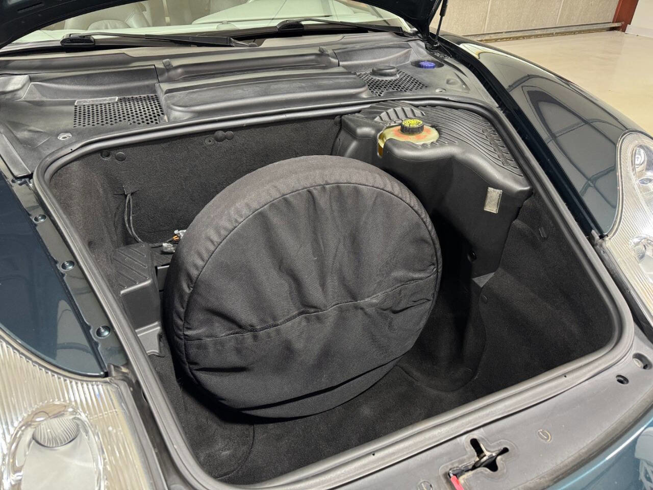 Used 2003 Porsche 911 Carrera image 40