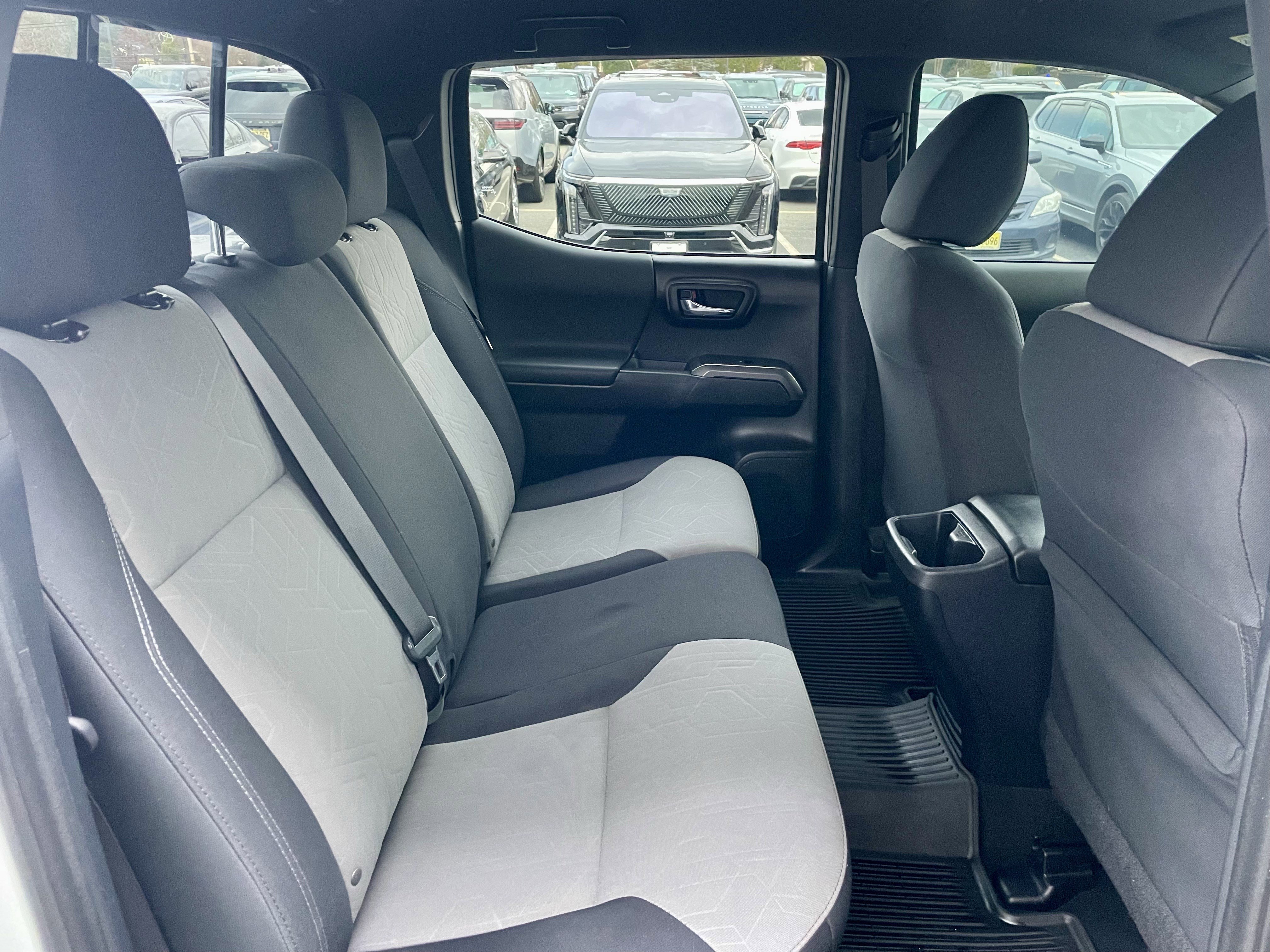 Used 2020 Toyota Tacoma TRD Off-Road image 29