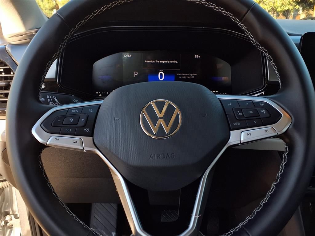 Certified 2025 Volkswagen Taos S FWD image 15