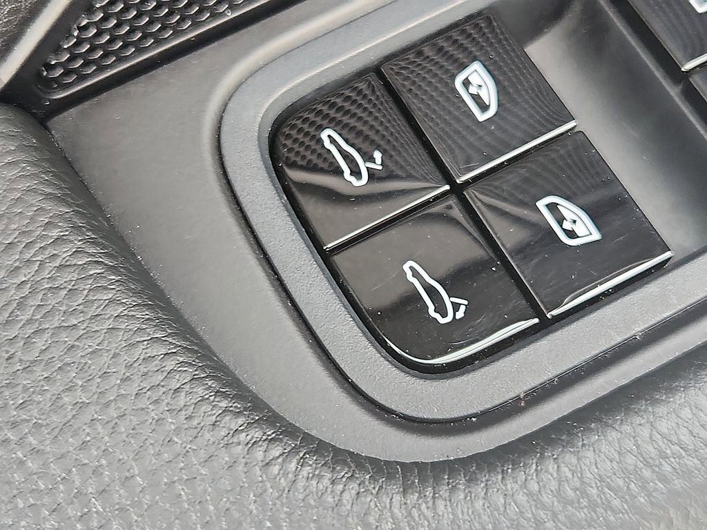 Used 2019 Porsche Panamera image 26