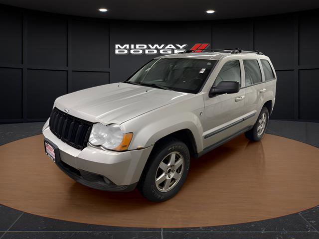 Used 2008 Jeep Grand Cherokee Laredo image 2