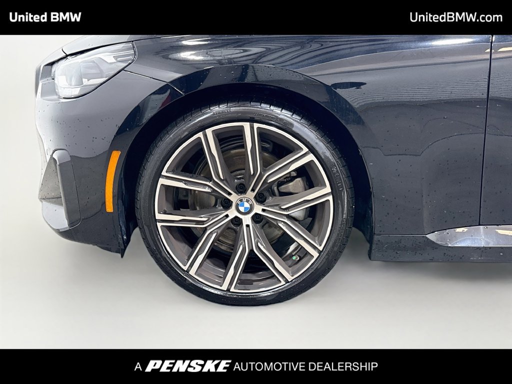Certified 2024 BMW 230i Coupe w/ Convenience Package RWD image 9