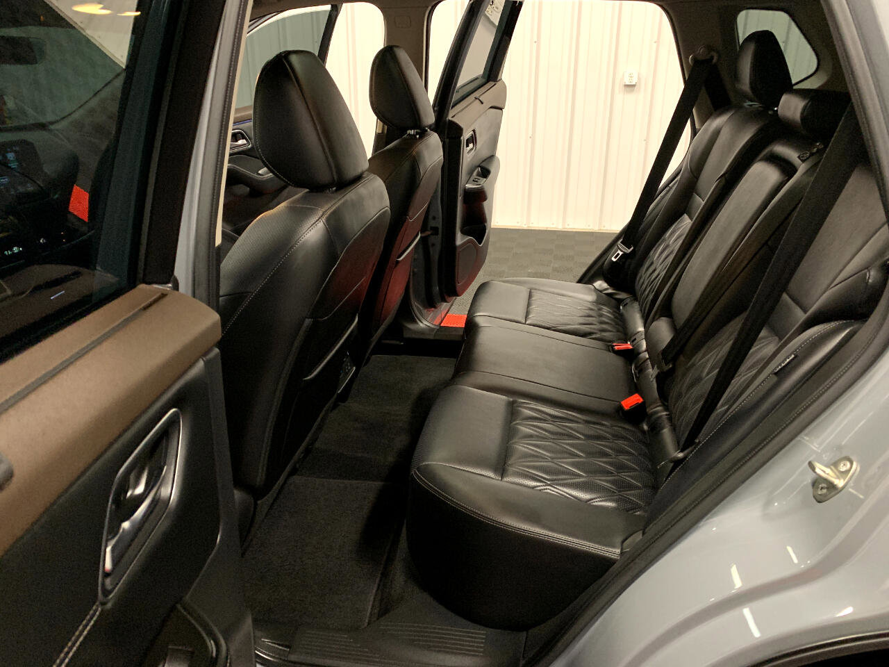 Used 2023 Nissan Rogue Platinum w/ Platinum Premium Package image 45