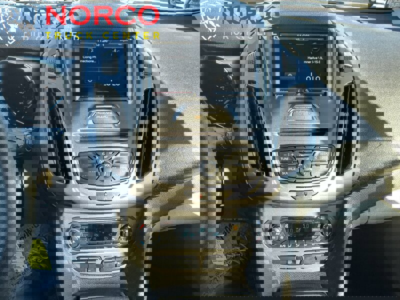 Used 2015 Ford Transit Connect XLT image 25