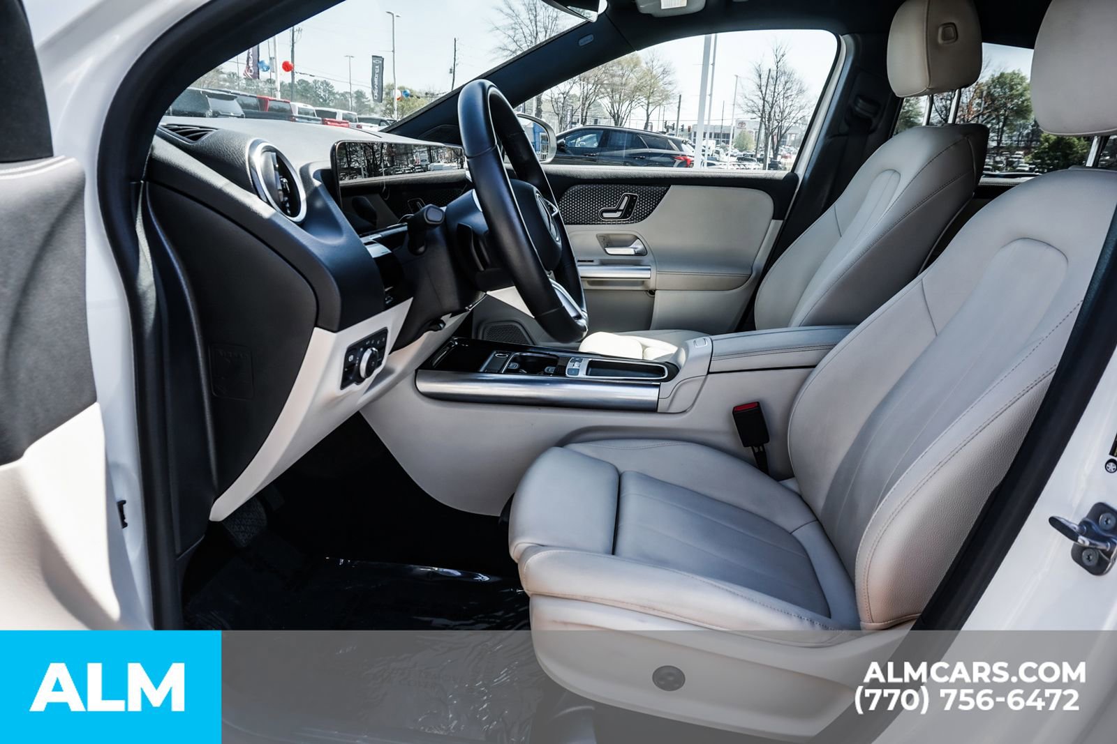 Used 2025 Mercedes-Benz GLA 250 4MATIC image 22