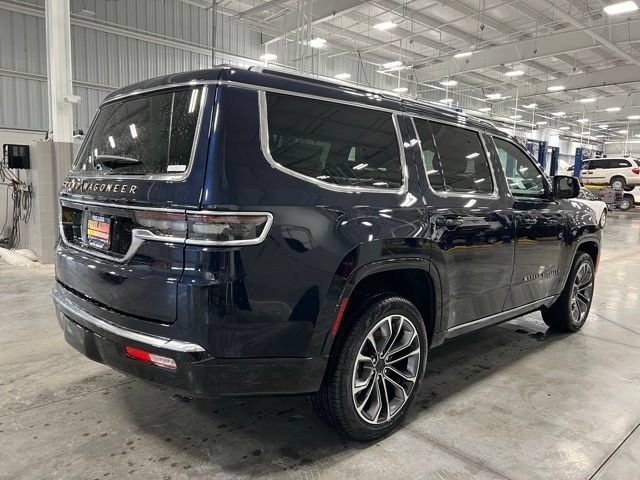 New 2025 Jeep Grand Wagoneer Series III w/ HD Trailer Tow Package AWD/4WD image 3