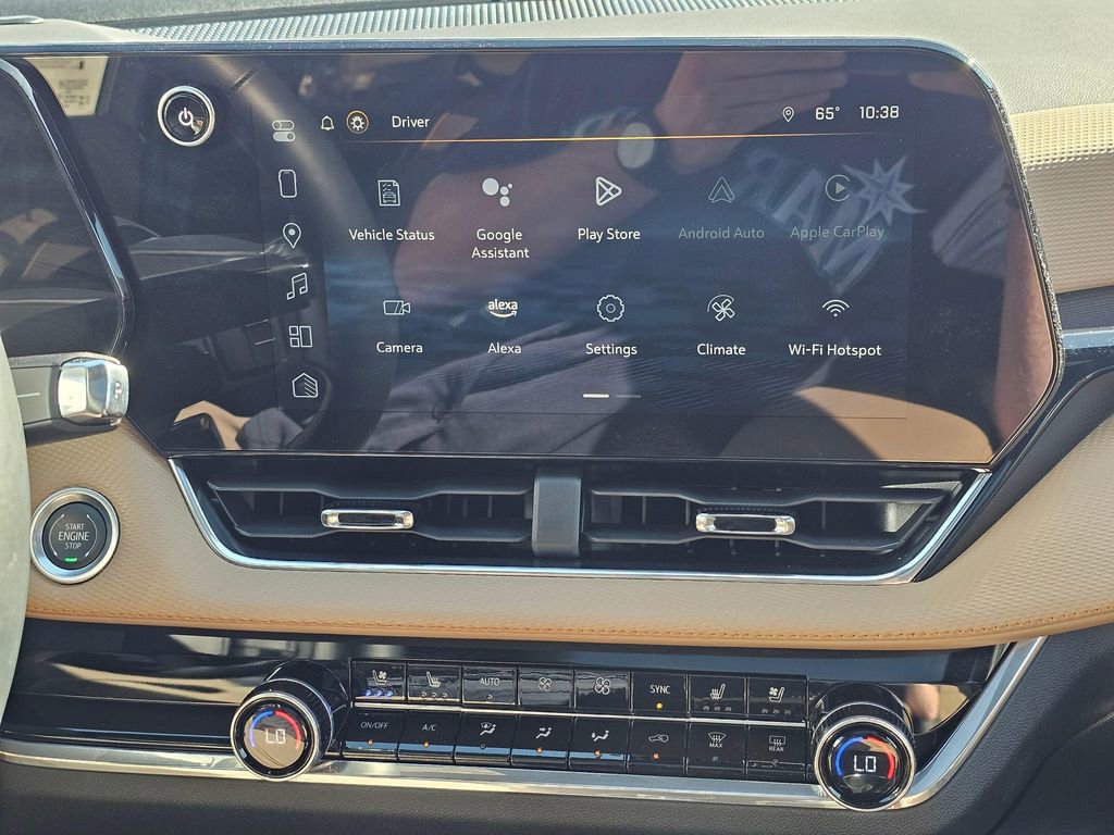 Used 2025 Chevrolet Equinox ACTIV w/ Safety and Technology Package image 29