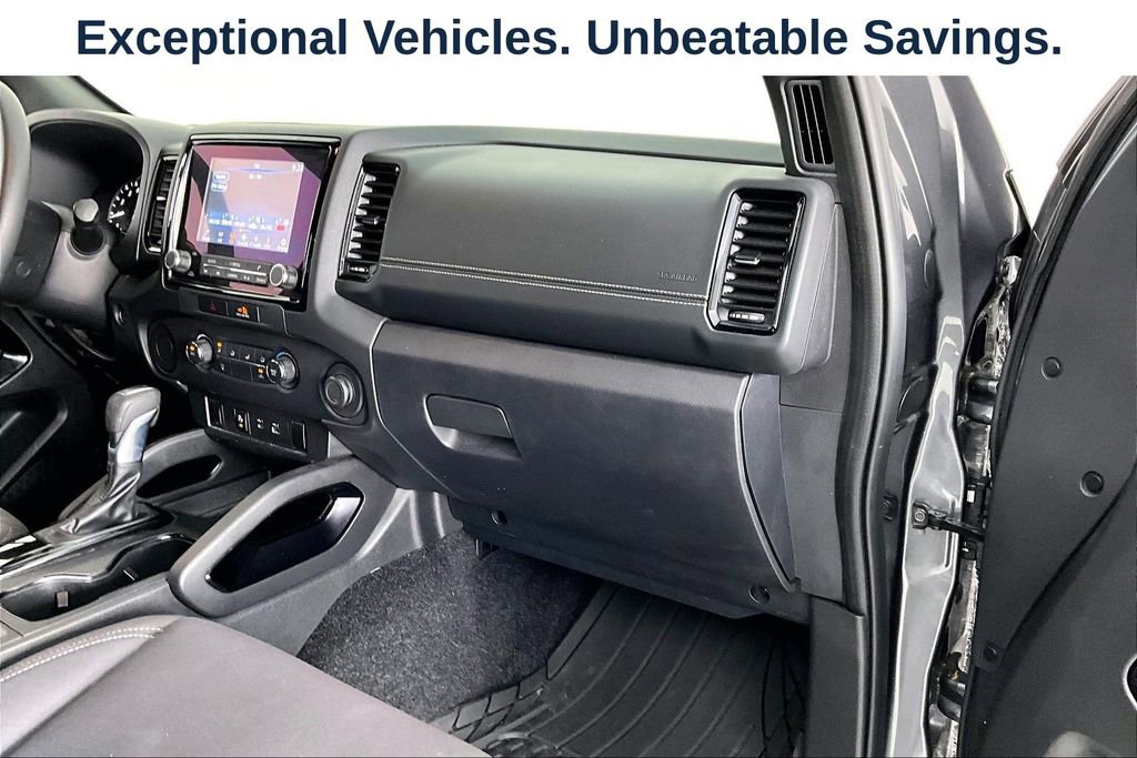 Used 2023 Nissan Frontier SV w/ Midnight Edition Package RWD image 20