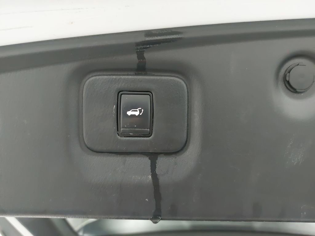 Used 2019 Nissan Pathfinder SL image 15