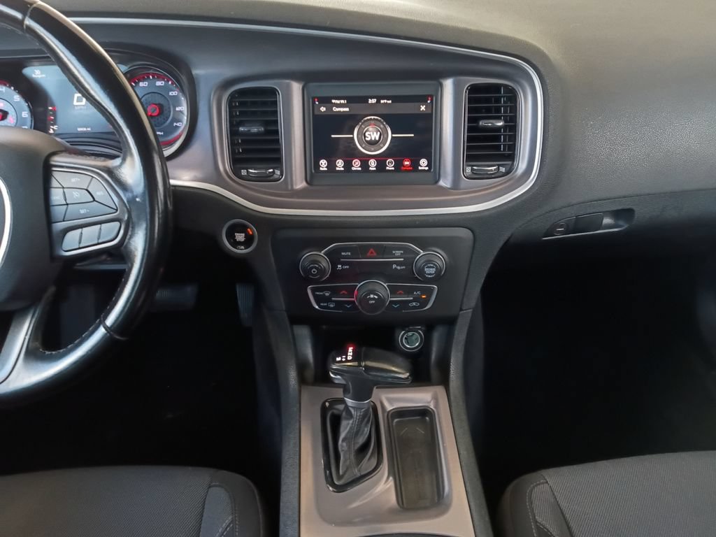 Used 2022 Dodge Charger SXT w/ Blacktop Package RWD image 3