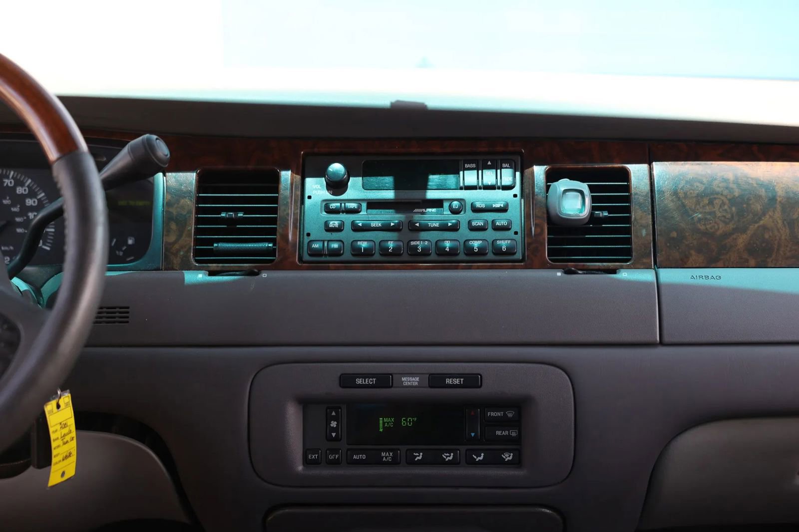 Used 2001 Lincoln Town Car Signature RWD image 33