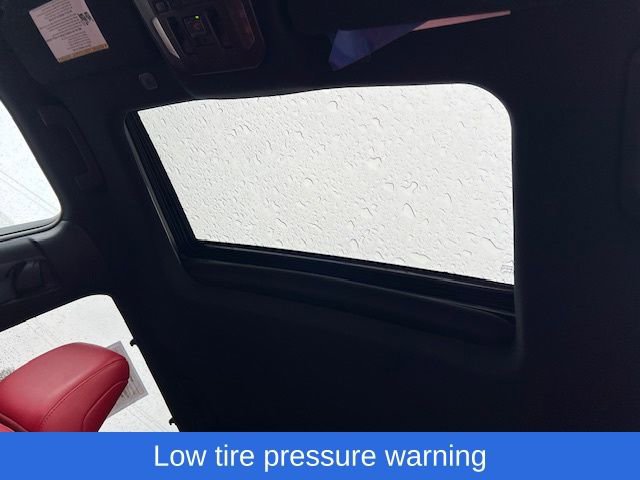 Used 2023 Toyota Highlander XSE image 35