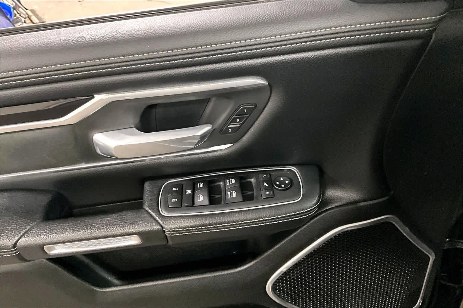 Used 2020 RAM 1500 Laramie w/ Sport Appearance Package AWD/4WD image 36
